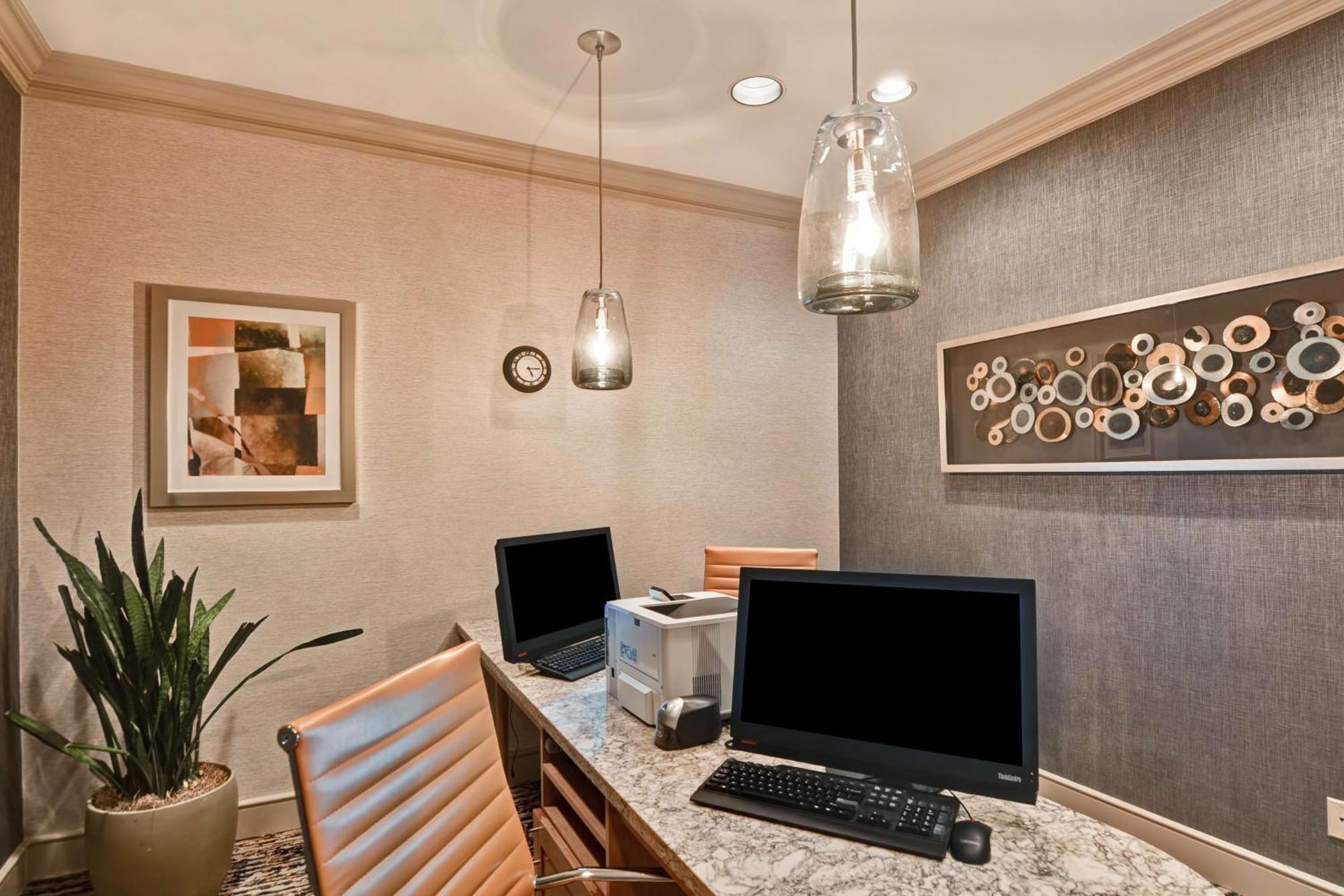Homewood Suites By Hilton Windsor Locks Hartford Екстер'єр фото