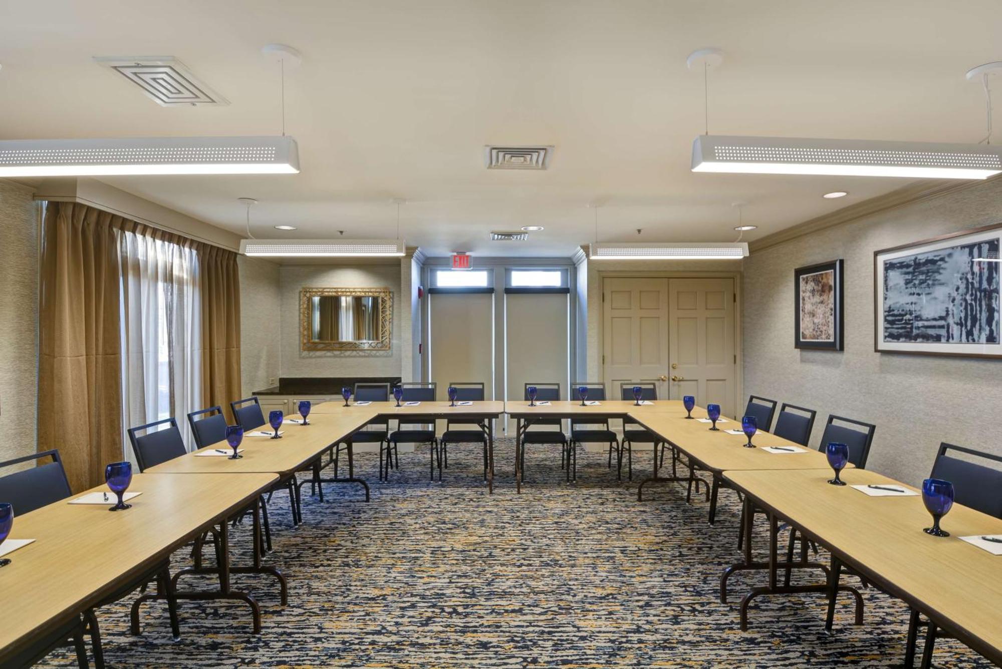 Homewood Suites By Hilton Windsor Locks Hartford Екстер'єр фото