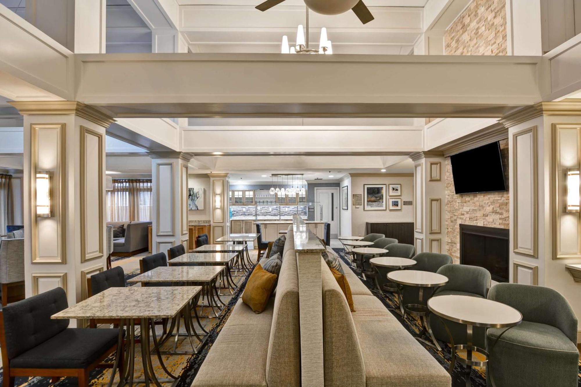 Homewood Suites By Hilton Windsor Locks Hartford Екстер'єр фото