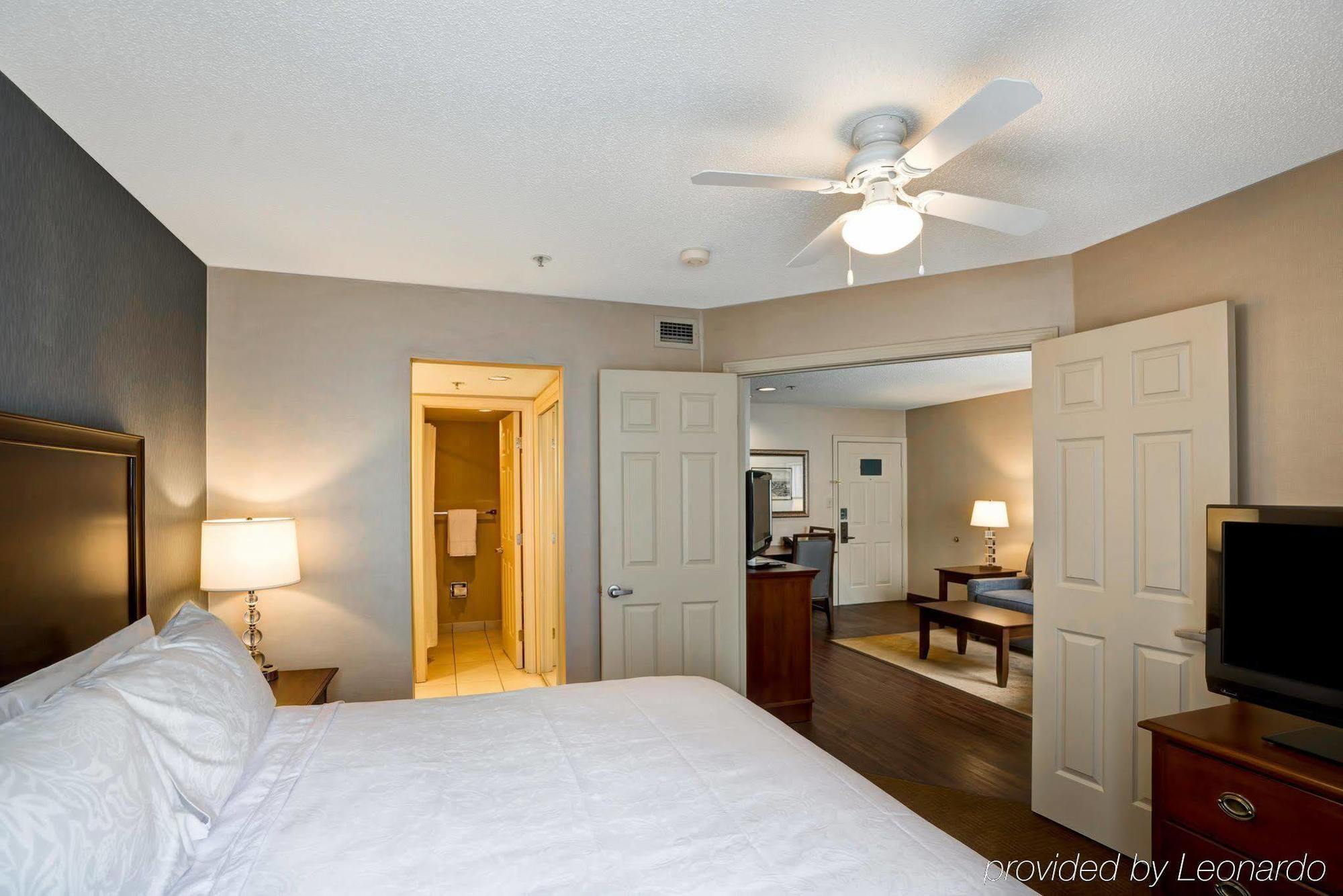 Homewood Suites By Hilton Windsor Locks Hartford Екстер'єр фото